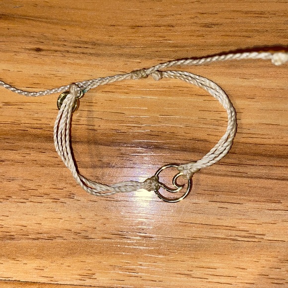 Pura Vida bracelet wave charm - Picture 1 of 3